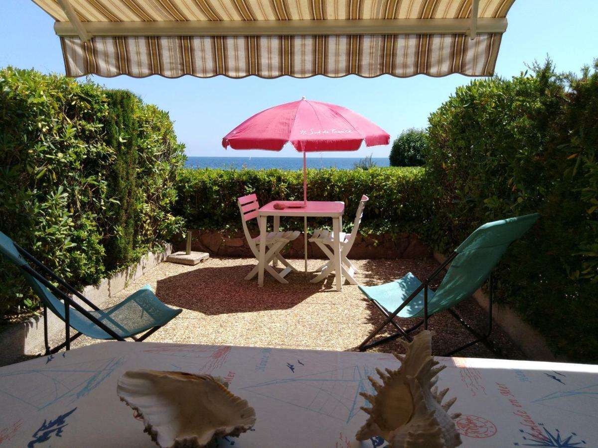 Studio Pieds Dans L'Eau Saint-Raphael  Ngoại thất bức ảnh
